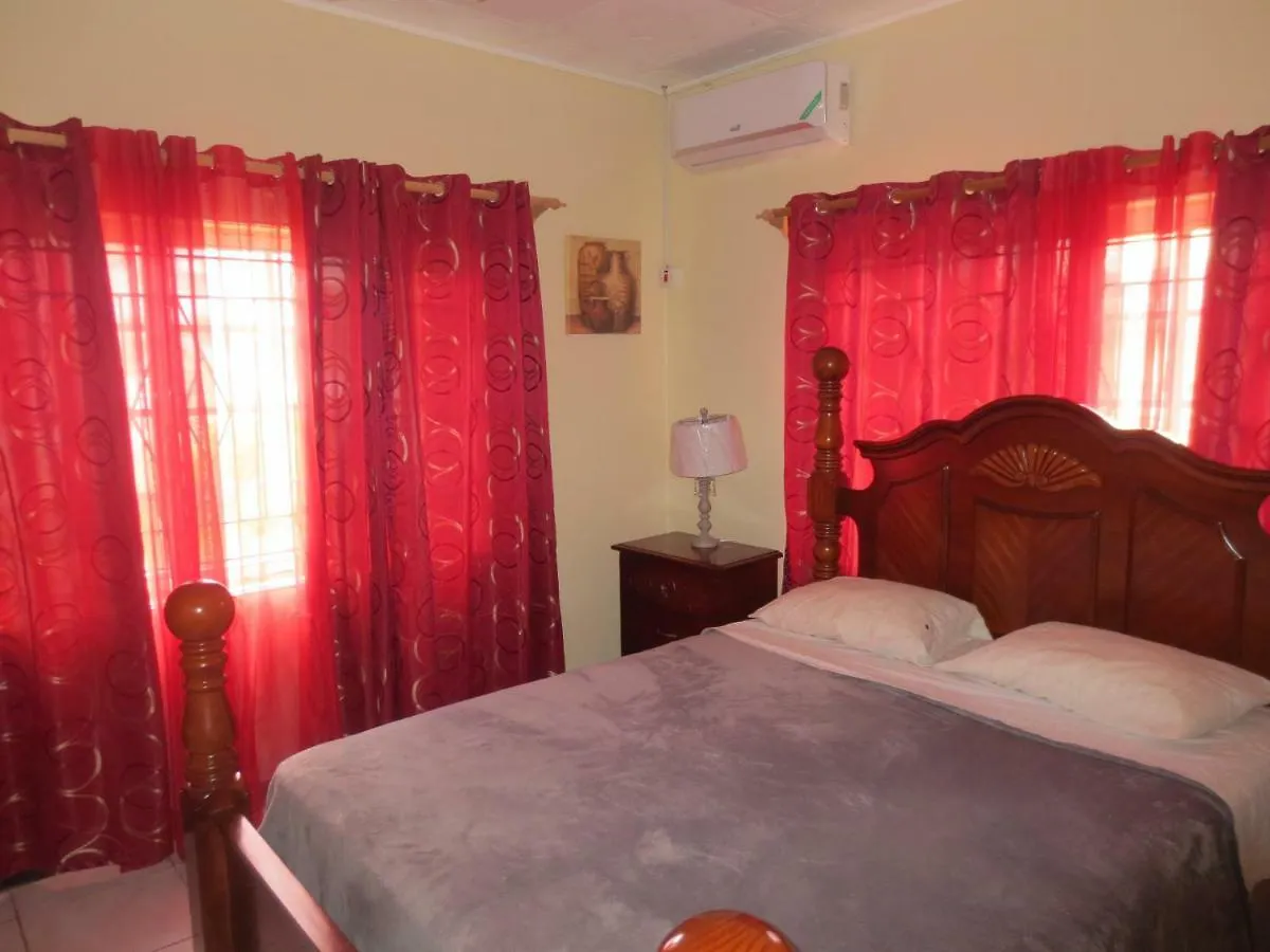 Holiday home Chateau Yellow Mandeville